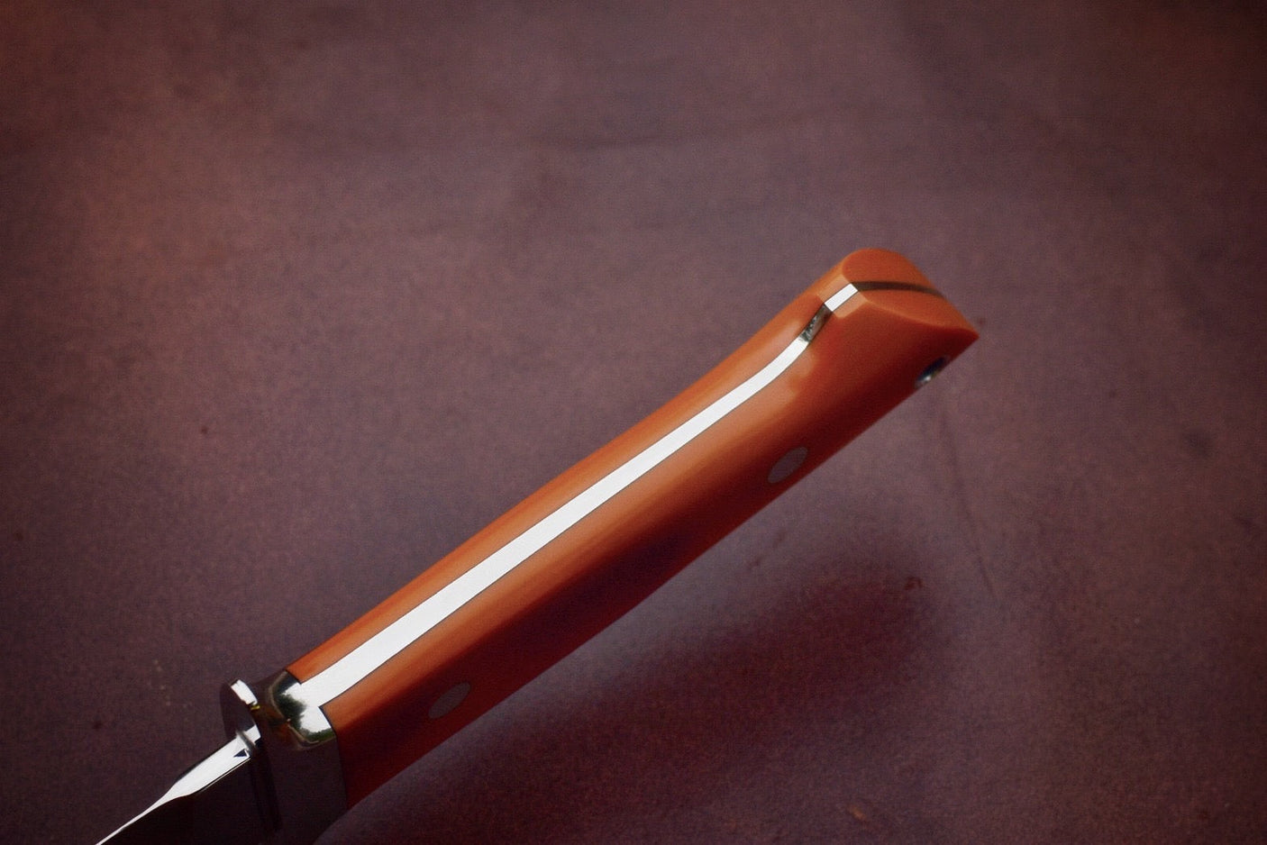 Tharadol Chute Knife