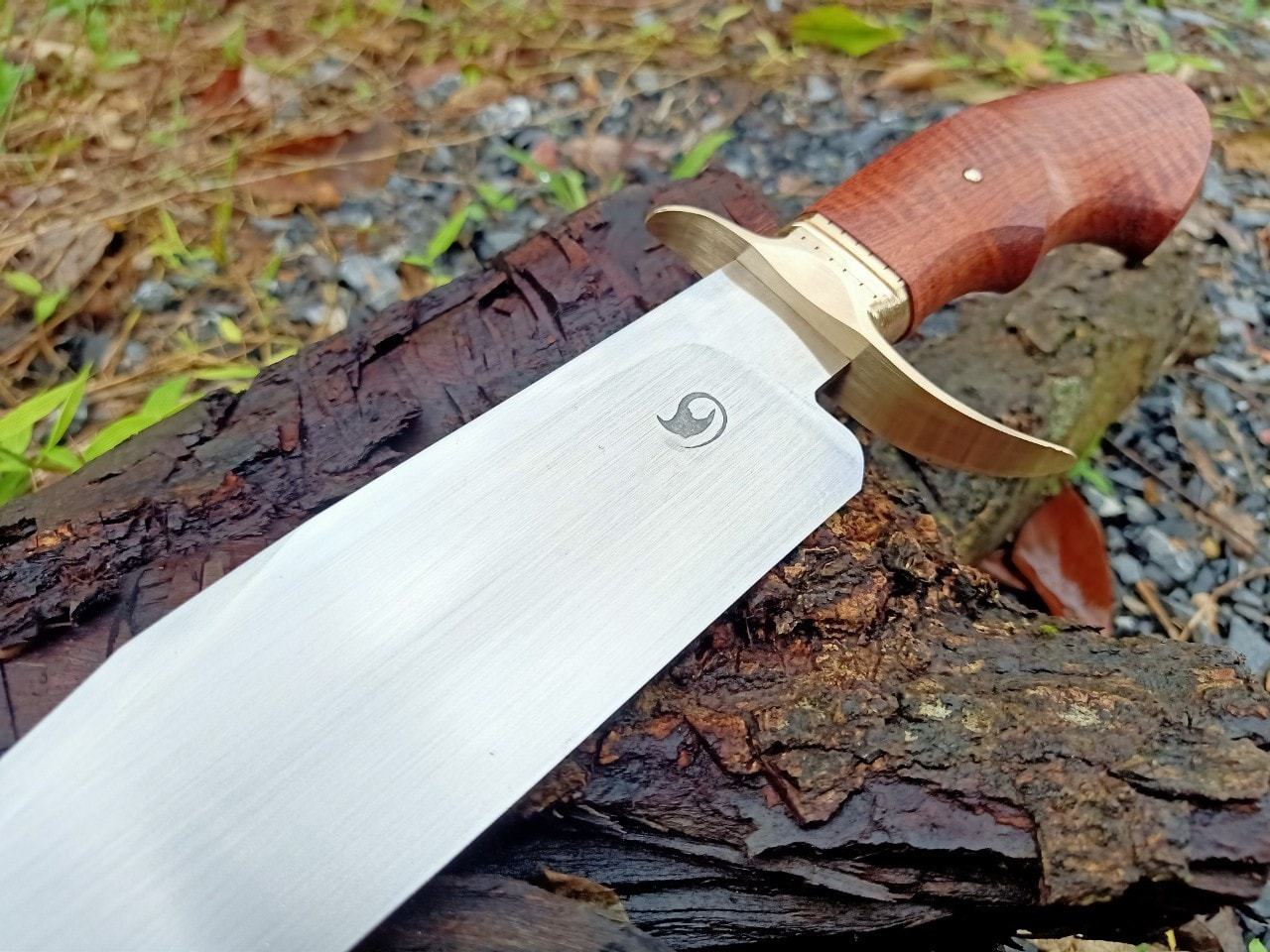 Stingray Bowie Knife