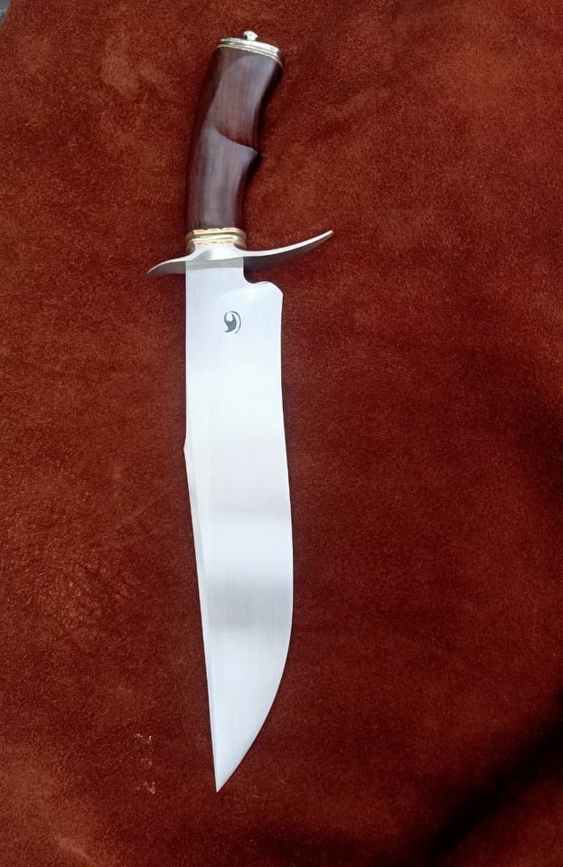Stingray Pommel Tang Bowie Knife