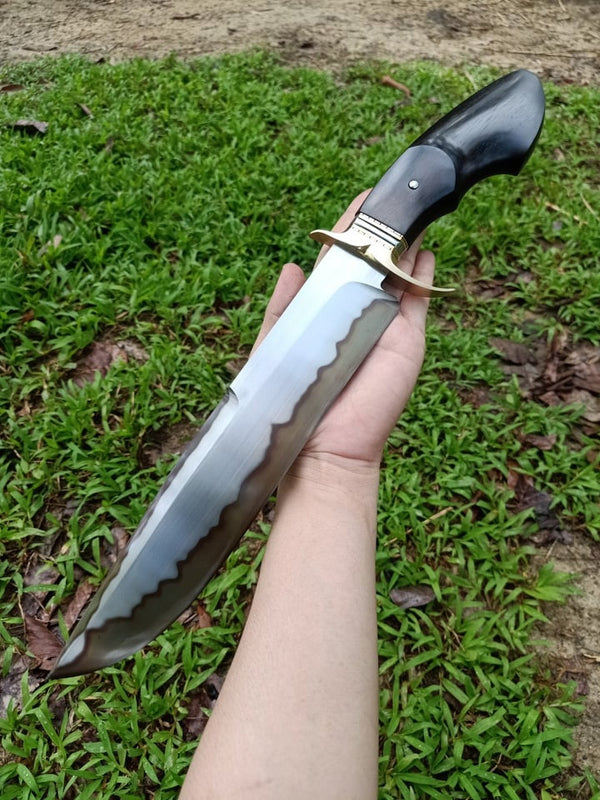 Thai Hunting Bowie