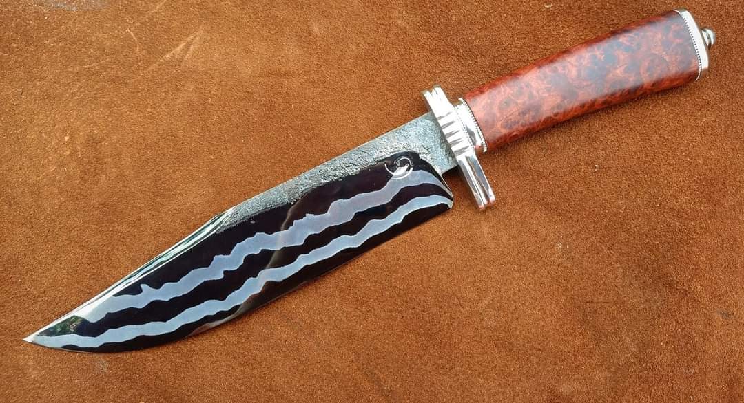 Stingray 9 Layer San Mai Padauk Burl Bowie