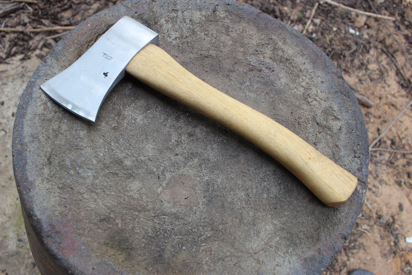 Hand Forged League Throwing Axe Hand Forged Knives - Blacksmith Handmade Axes, Siam Blades Old Block Blades