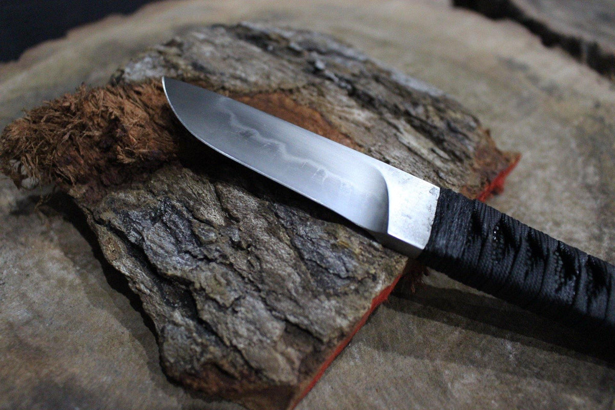 Siam Kiridashi.- Custom handmade neck knife from Thailand knife makers