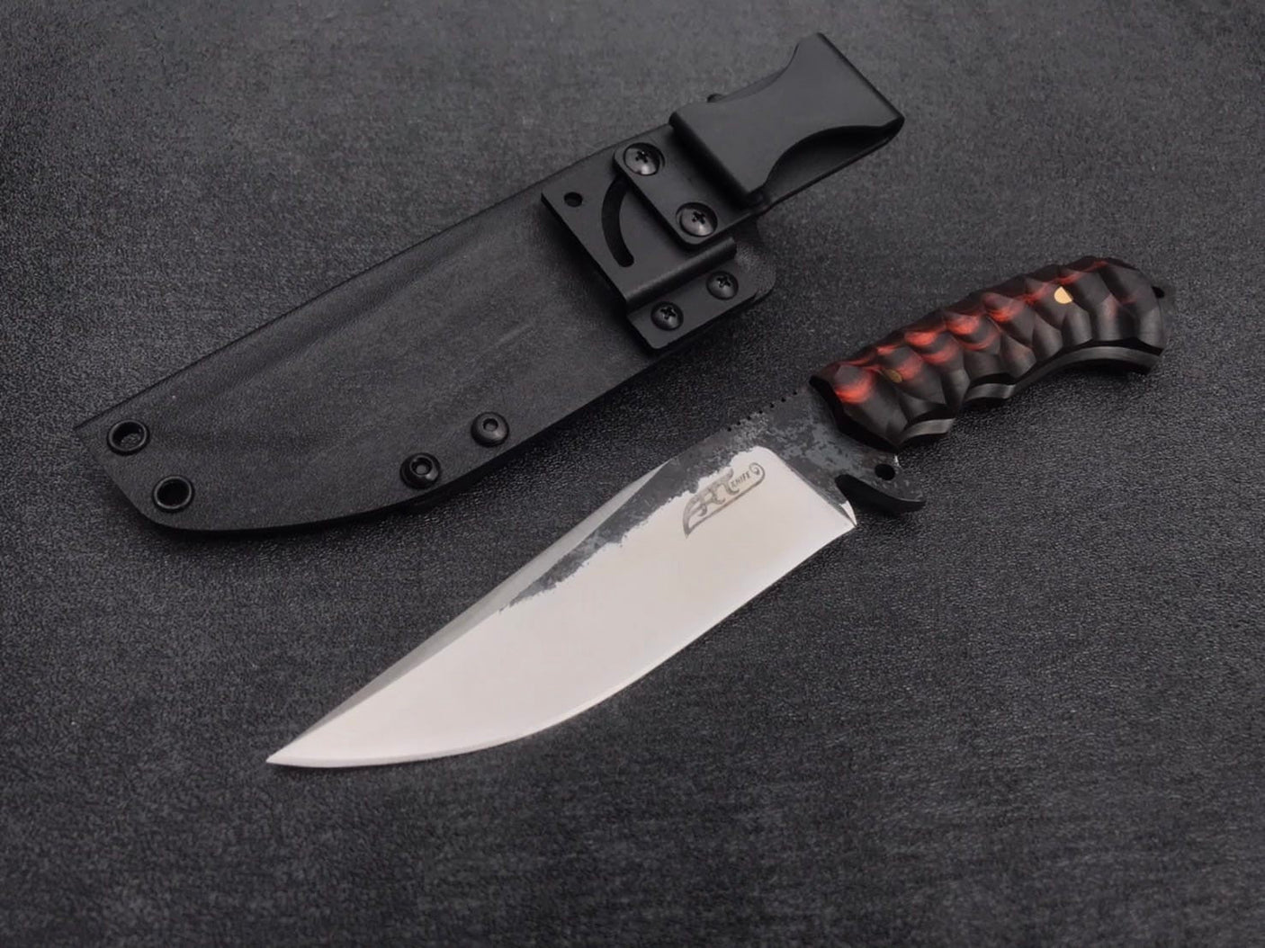Siam Hunting Camp Knife & Ferro Rod