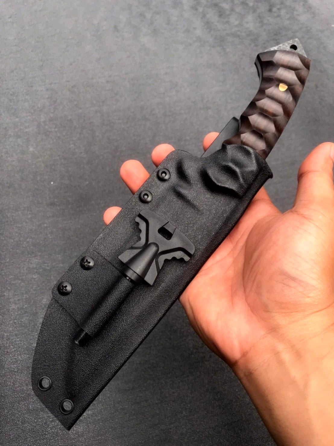 Siam Hunting Camp Knife & Ferro Rod