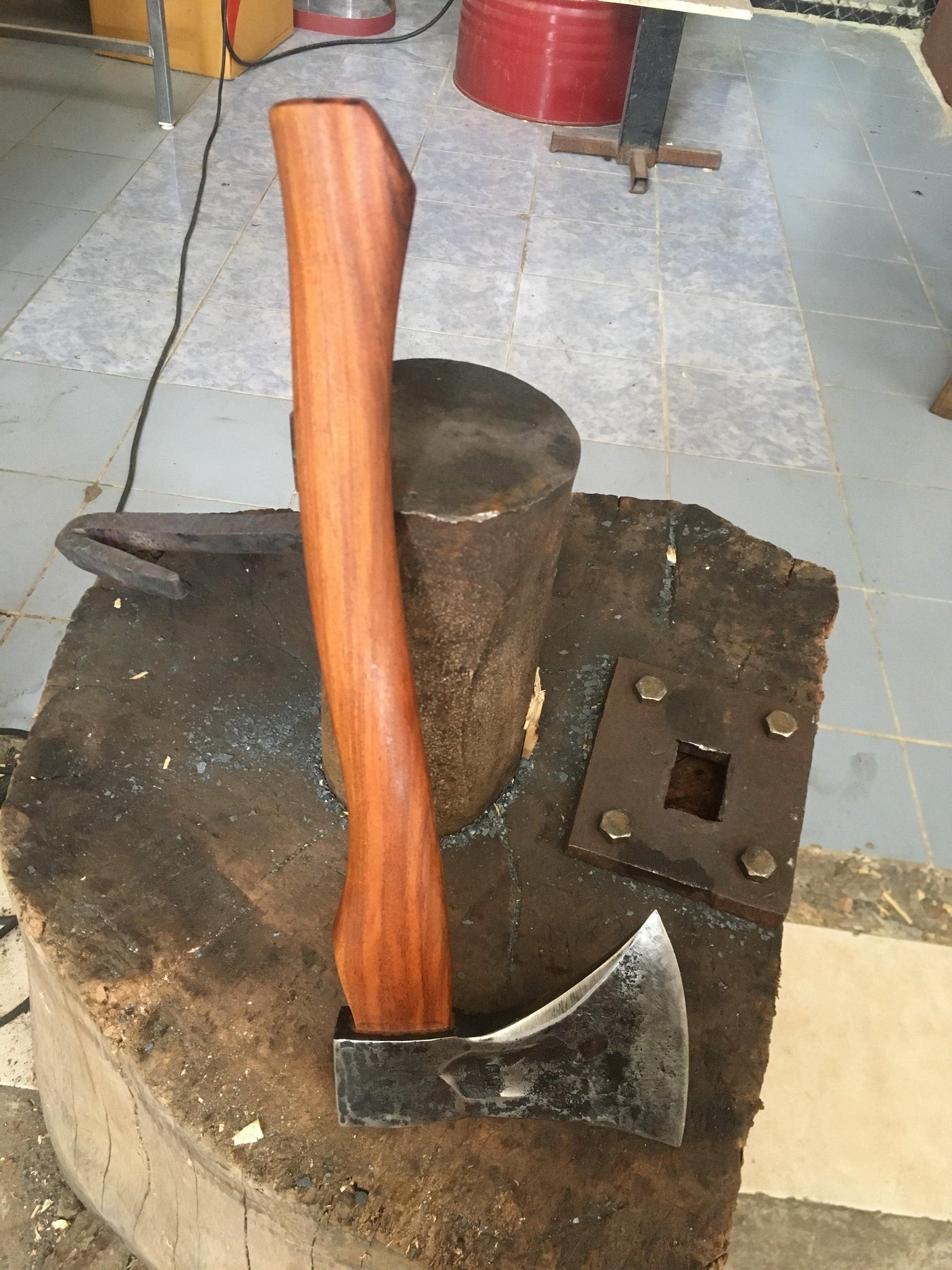 WATL64 League Axe Hand Forged Knives - Blacksmith Handmade Axes, Siam Blades Old Block Blades