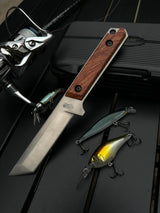 AK เกี่ยวกับยุทธวิธี Tanto Padauk