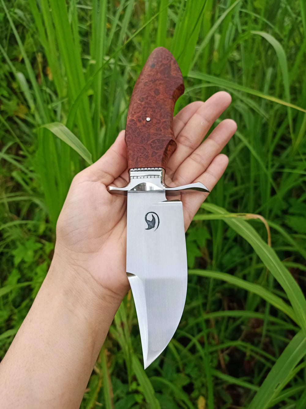 Stingray Bowie Camp Knife