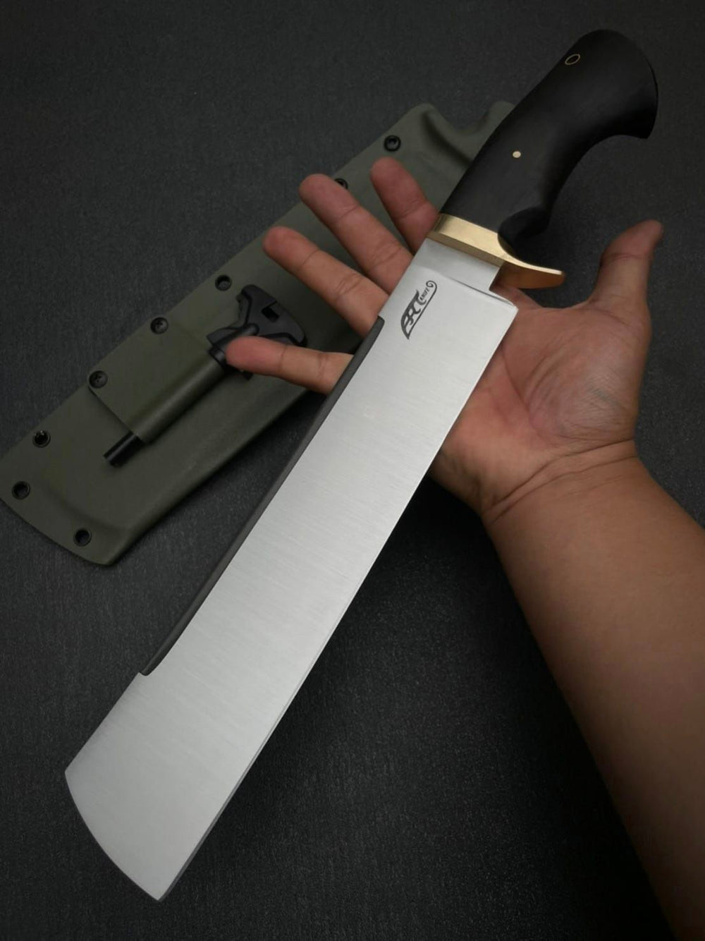 Siam Competition Cutter with Brass Guard