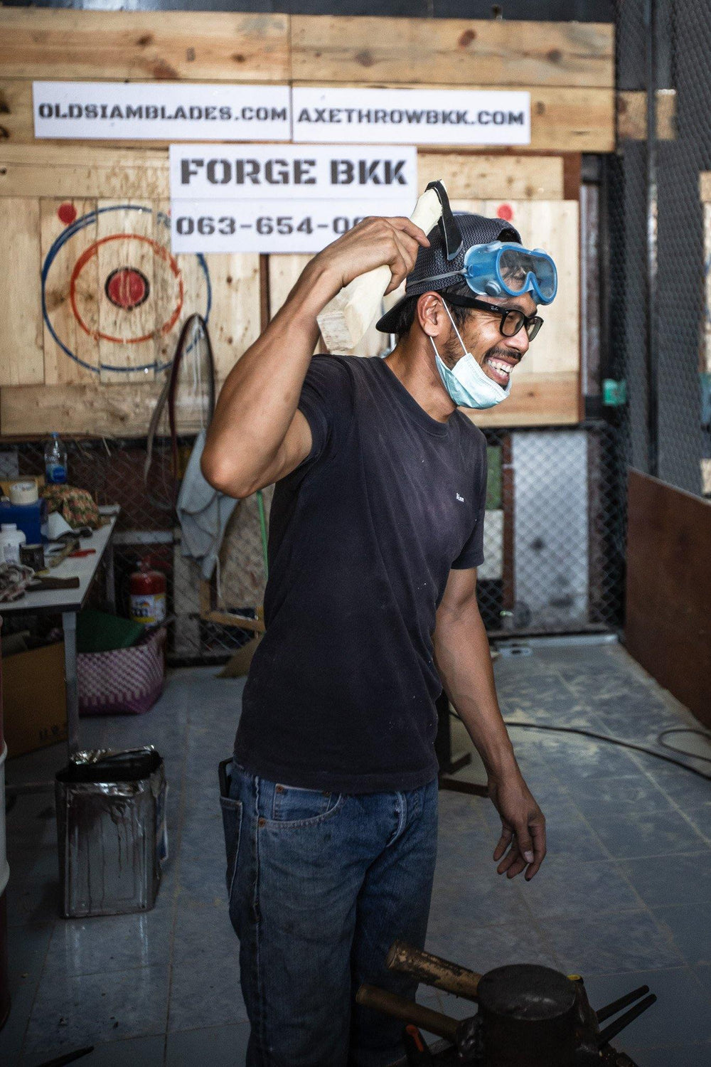 Siam Blades Blacksmith School - Siam Blades