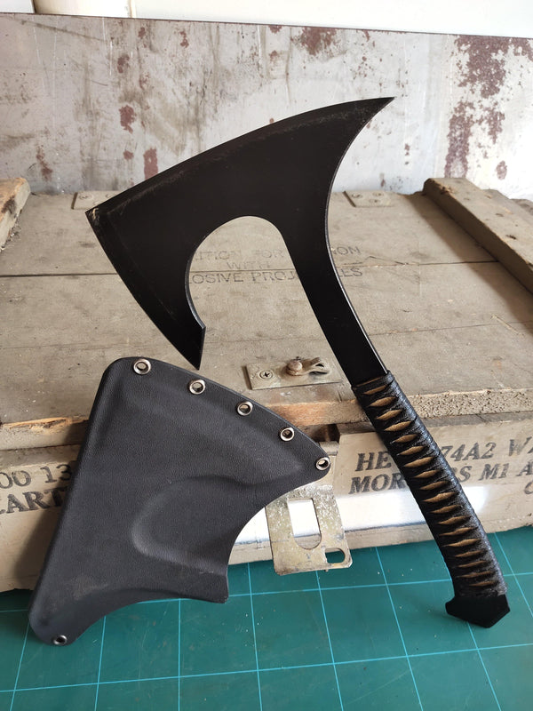 Siam Tactical Tomahawk - Axe Throwing Hawk Hand Forged Knives - Blacksmith Handmade Axes, Siam Blades  Old Block Blades 