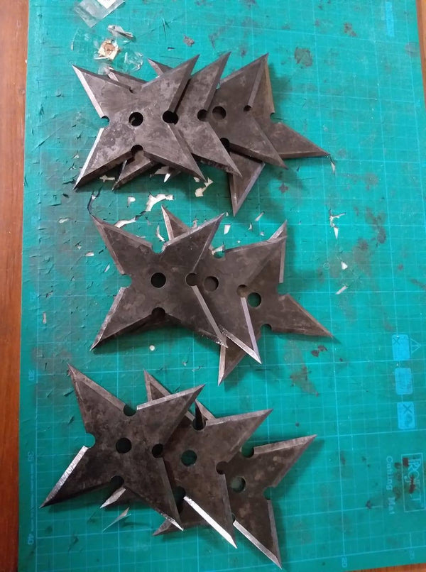 Shuriken Throwing Stars Hand Forged Knives - Blacksmith Handmade Axes, Siam Blades  Old Block Blades 